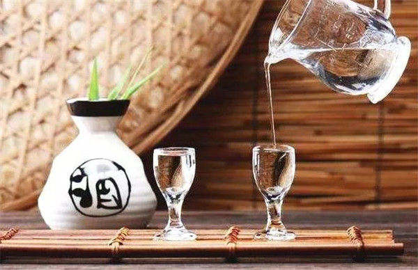 中秋酒禮丨月已滿，杯莫空，佳節(jié)有酒萬事足！509.jpg